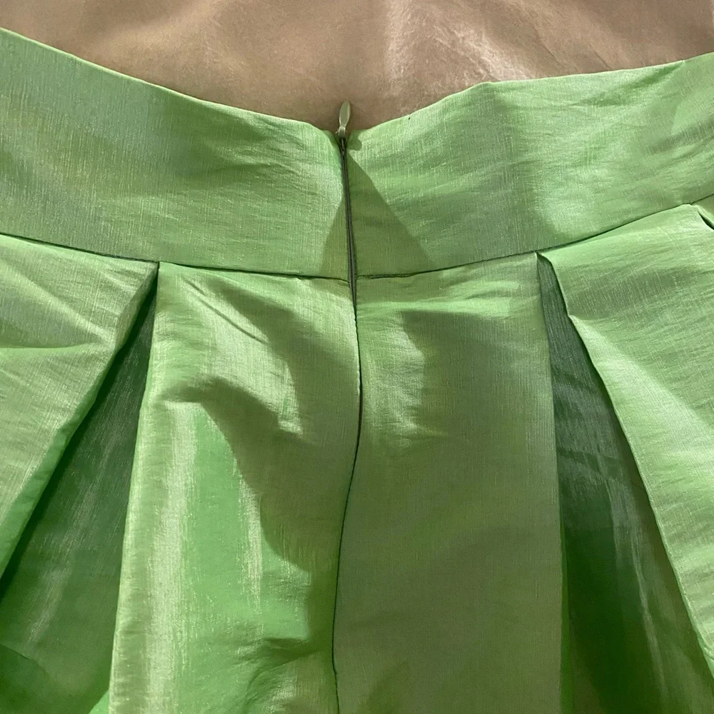 Two piece Set - Picture 6 of 7